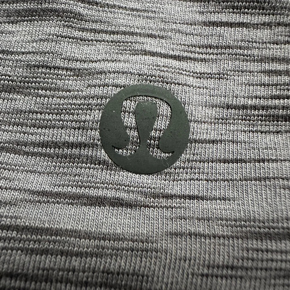 Lululemon Love Tee Short Sleeve Crew Size 6 Space Dye Grey Black - Picture 5 of 6